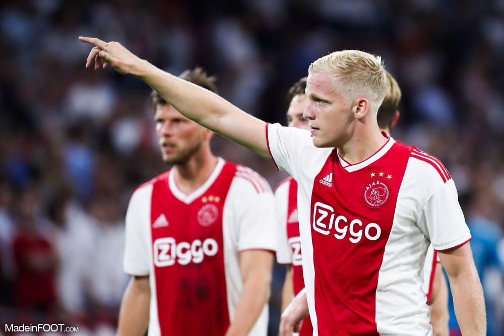 Donny Van de Beek n'est pas encore un joueur du Real.