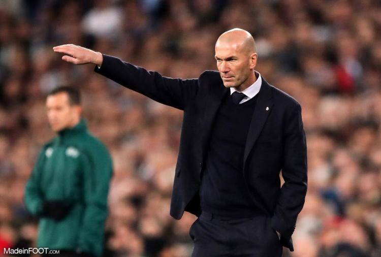 Zidane sur le banc