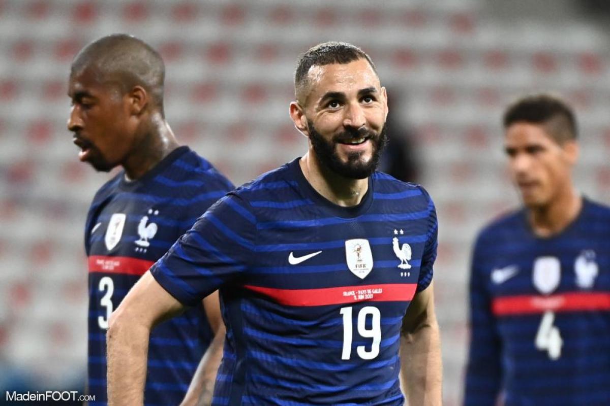 Joie des Bleus après le but de Mbappé