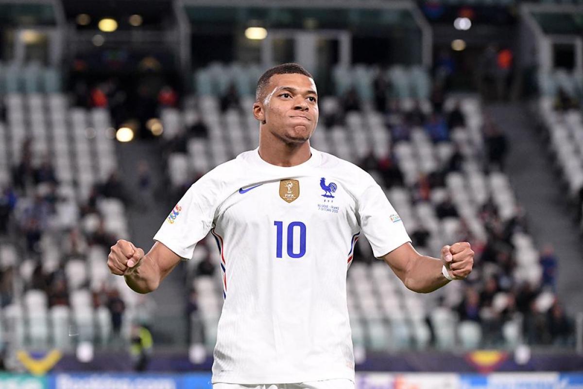 Kylian Mbappé sous le maillot de l'équipe de France