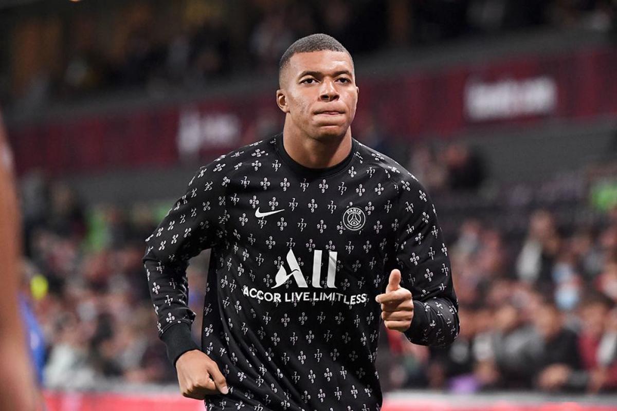 Mbappé sous la tunique parisienne