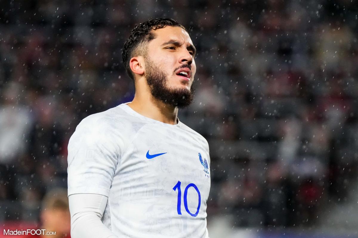 Rayan Cherki sous le maillot de l'équipe de France Espoirs