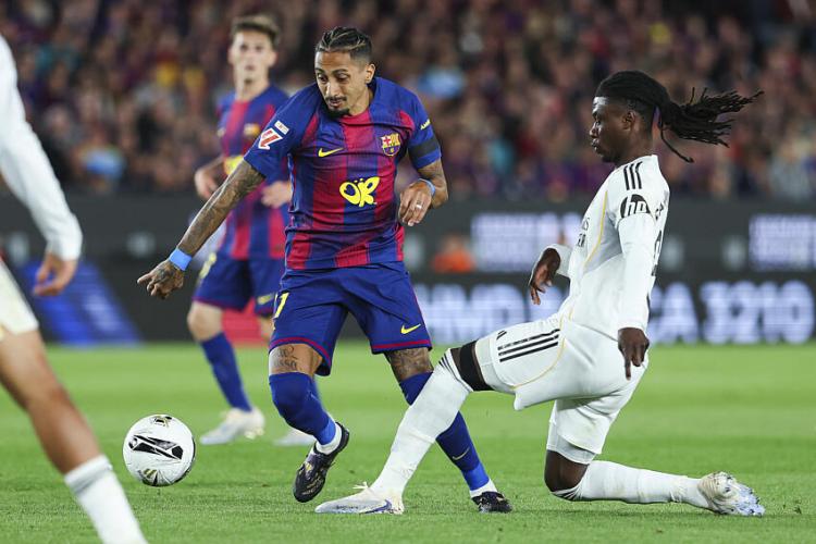 Eduardo Camavinga et Raphinha (FC Barcelone vs Real Madrid)