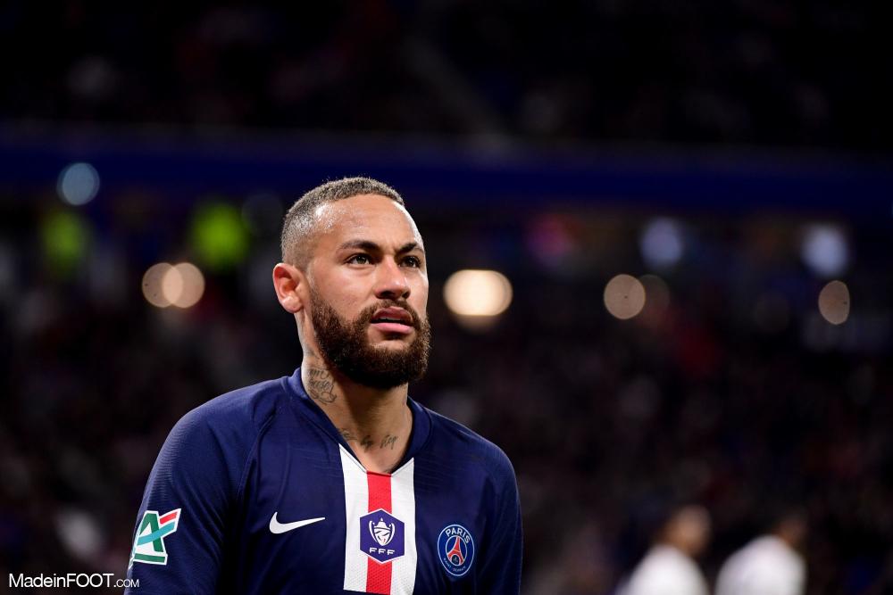 Neymar devrait rester au PSG cette saison
