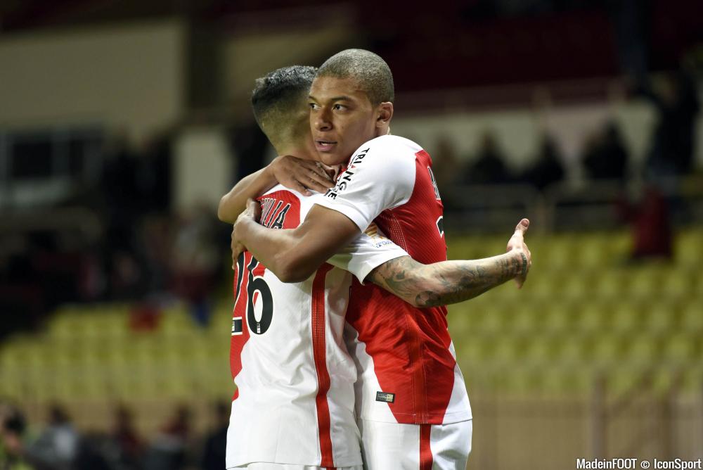Kylian Mbappé se sent bien à Monaco