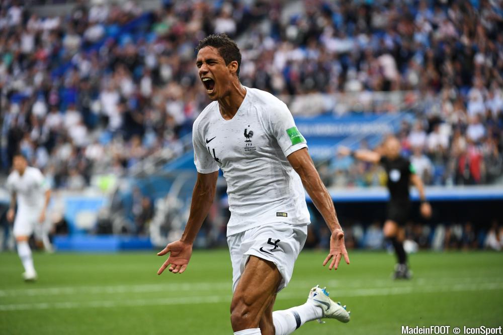 Raphaël Varane après avoir marqué un but face à l'Uruguay à la CDM 2018
