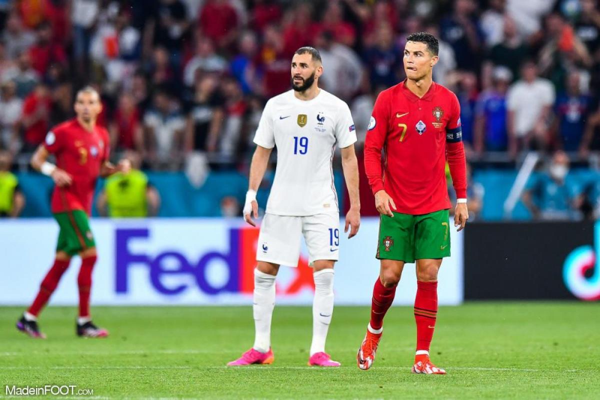 Karim Benzema et Cristiano Ronaldo lors de l'Euro 2021