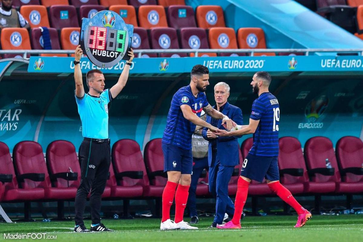 Olivier Giroud et Karim Benzema en équipe de France.