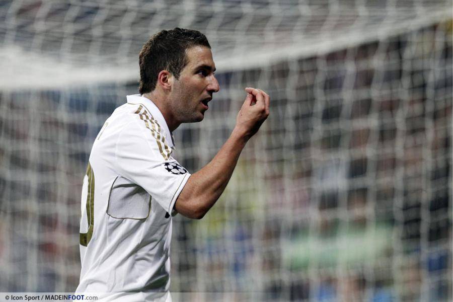 Gonzalo Higuain sous le maillot du Real Madrid.