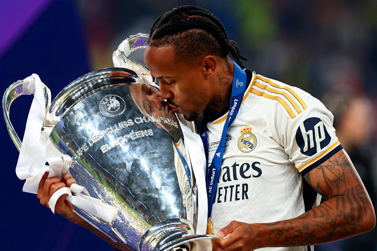 Le trophée de la Ligue des Champions.
