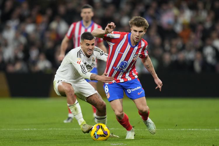 Dani Ceballos, le milieu de terrain du Real Madrid, ici lors du derby face à l'Atlético Madrid.