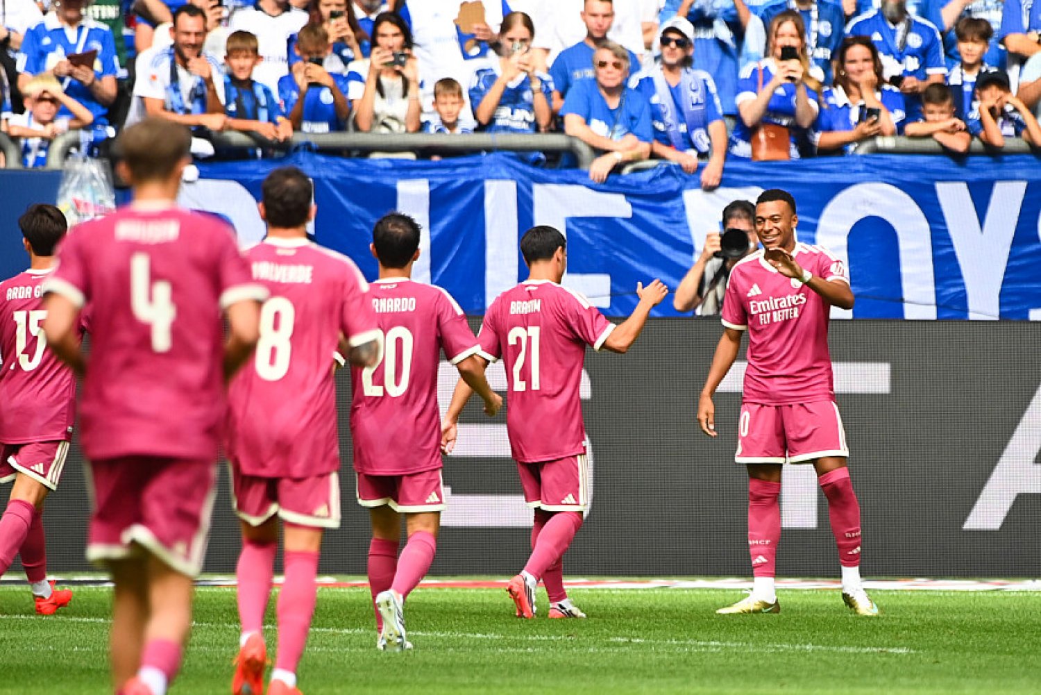 Real Madrid - Kylian Mbappé est très critiqué en Espagne après sa sortie médiatique sur le Ballon d'Or !