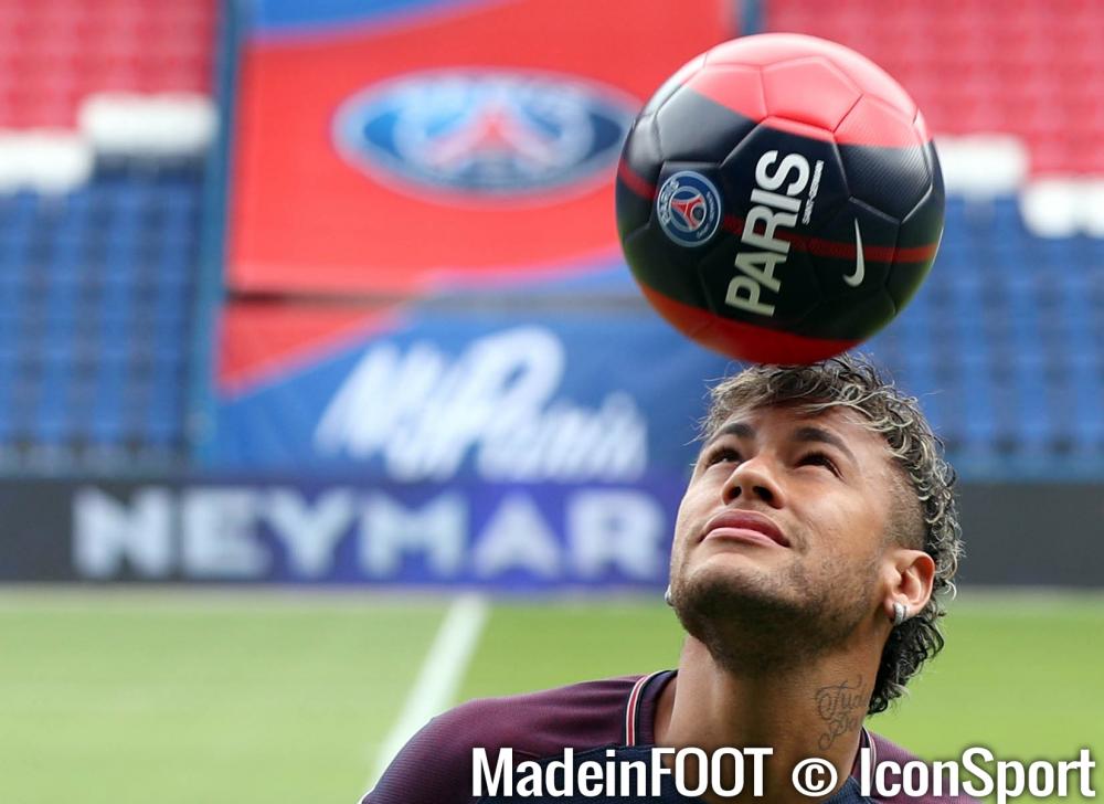 Neymar, lors de sa présentation au PSG en août 2017.