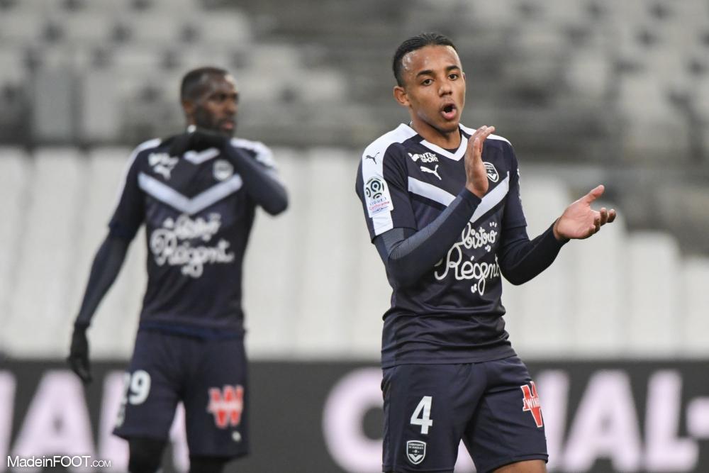 L'ancien bordelais, Jules Koundé, intéresse Zidane