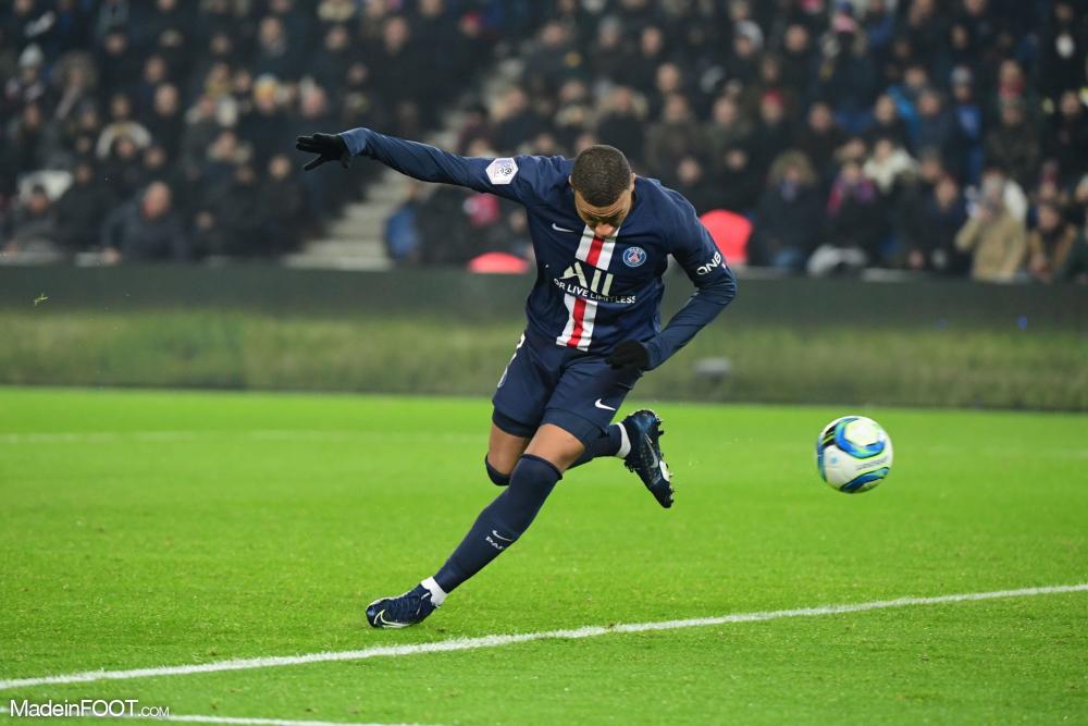 Kylian Mbappé sous le maillot du PSG