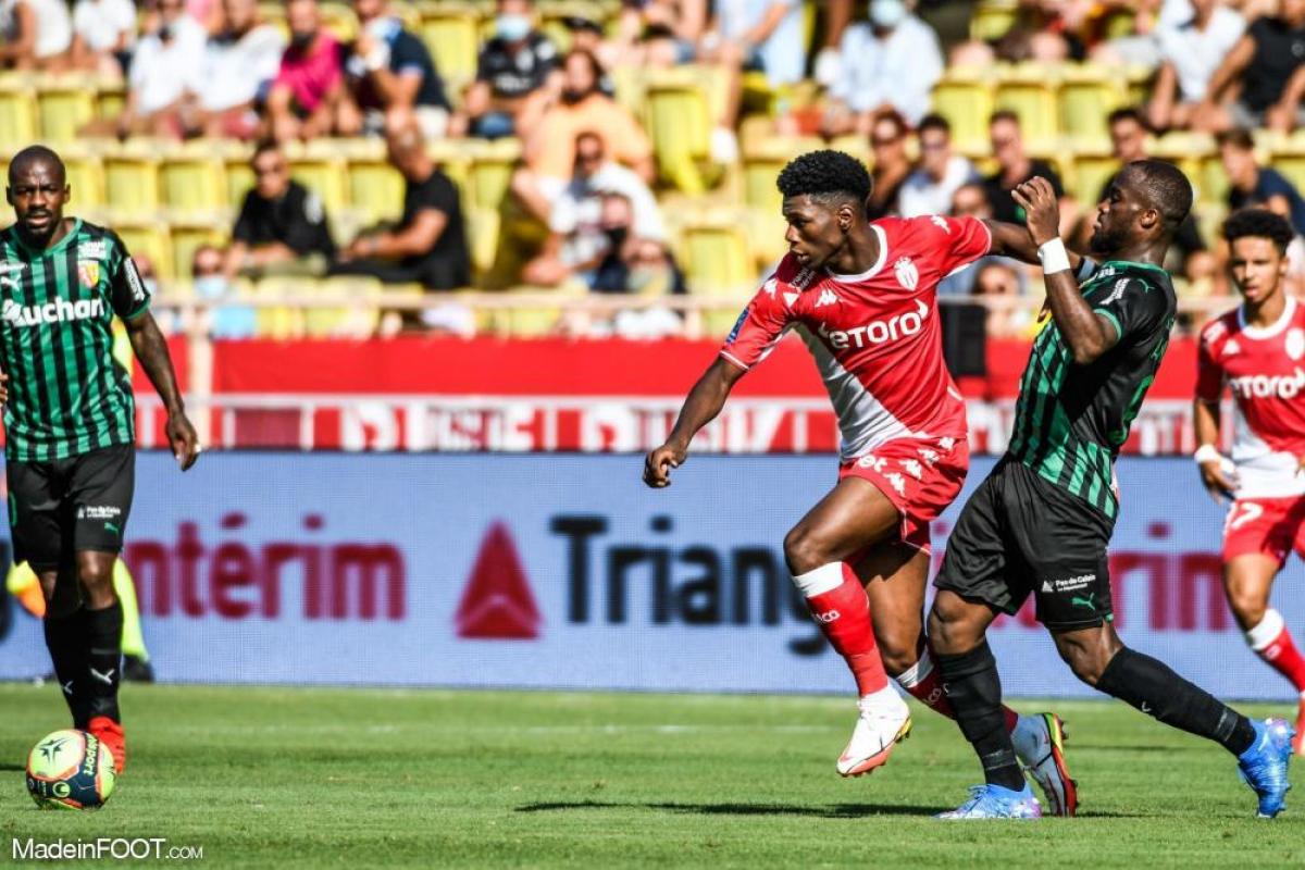 Aurélien Tchouaméni, le milieu de terrain de l'AS Monaco et de l'équipe de France.