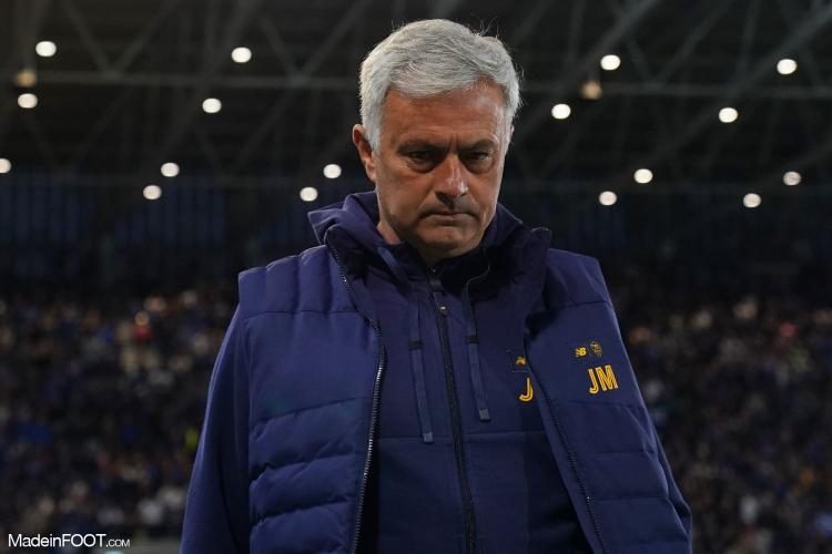José Mourinho, ici sous ses anciennes couleurs de l'AS Roma.