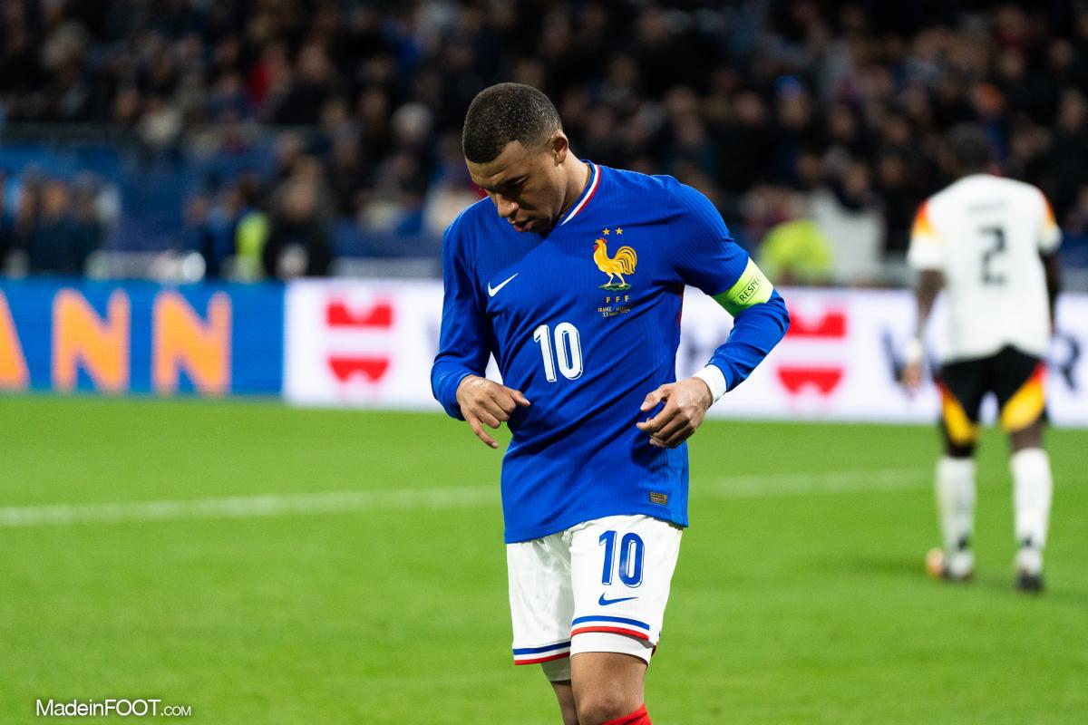 Kylian Mbappé avec la France