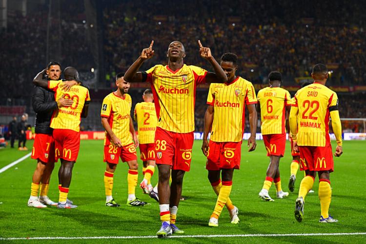 Quelle place pour le RC Lens dans le classement des équipes de L1 à la plus forte valeur marchande ?
