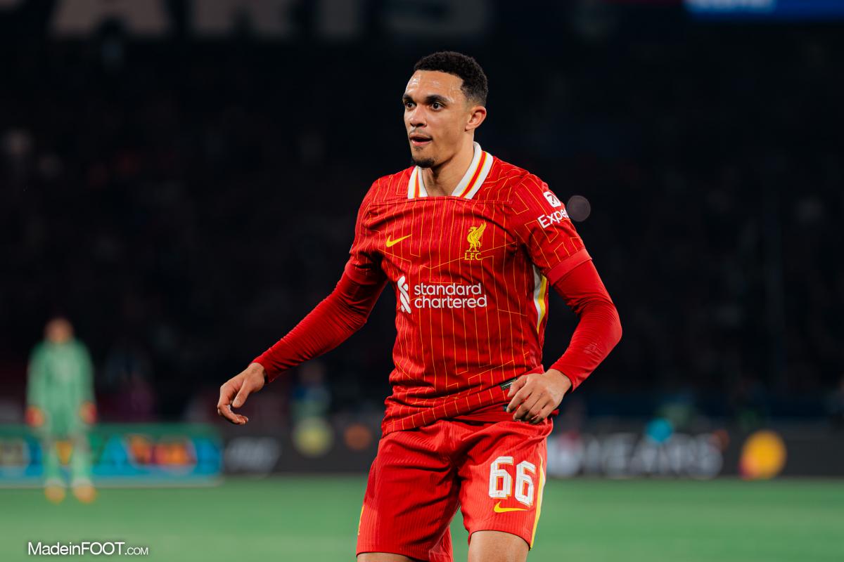 Trent Alexander-Arnold, ici sous ses désormais anciennes couleurs du Liverpool FC.