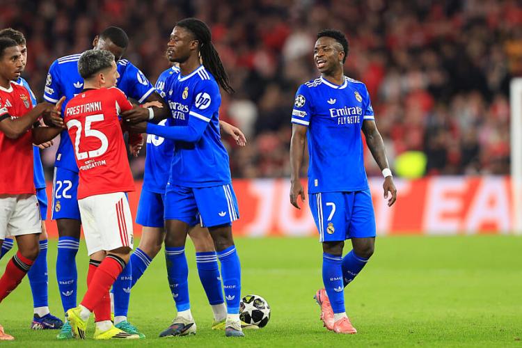 Real Madrid - Eduardo Camavinga élogieux envers Vinicius Jr !