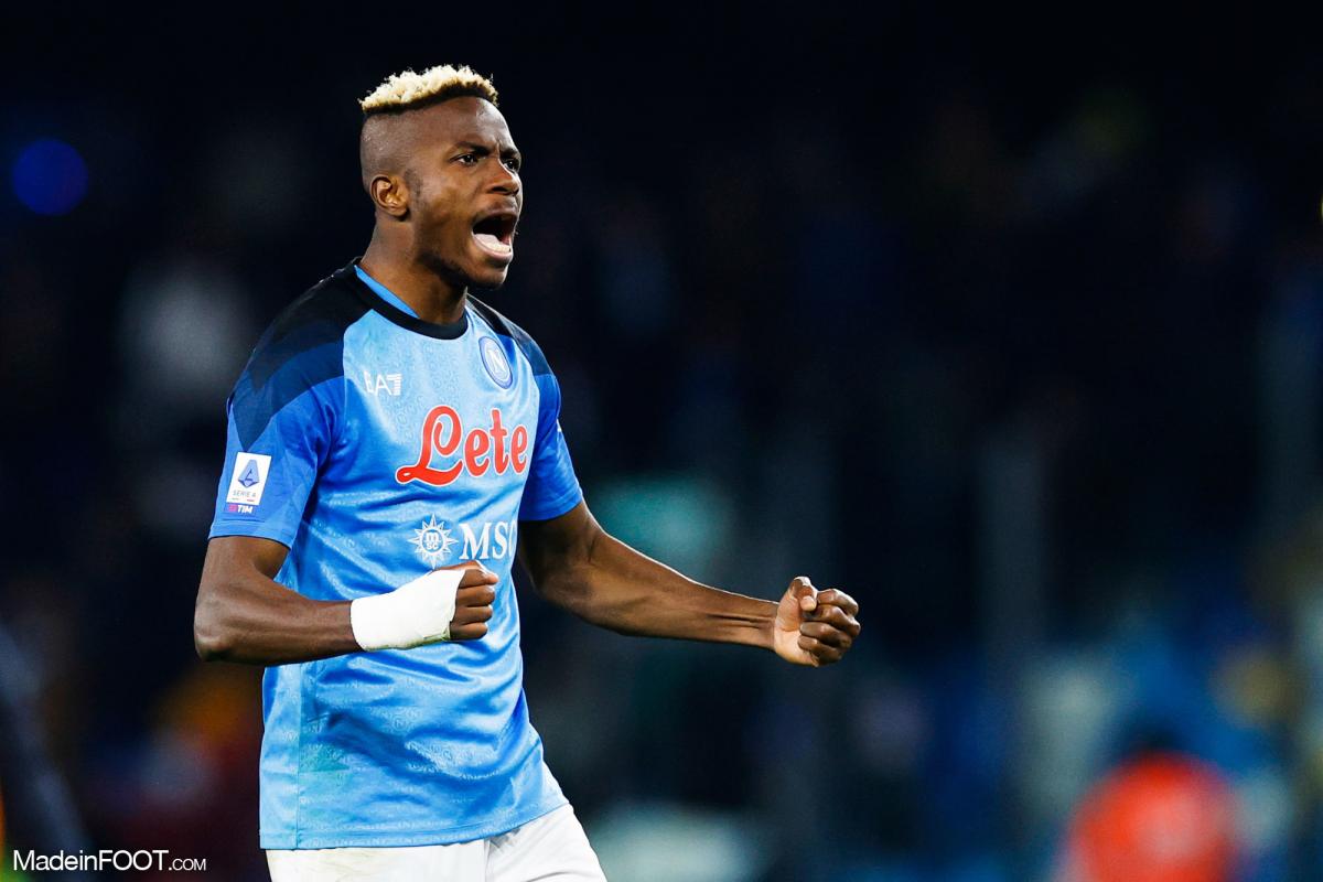 Victor Osimhen avec Naples.